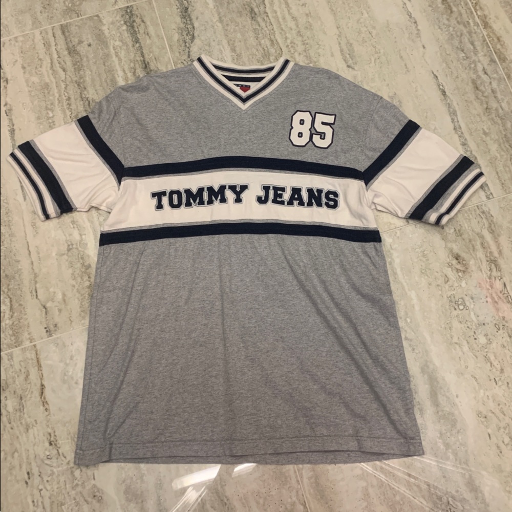 Vintage Tommy Hilfiger Tee
